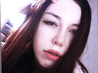 live webcam performer SandraRosc