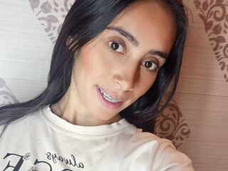 camgirl masturbating with sex toy ScarletClarck