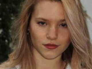 camwhore shaving pussy ShawnCejka