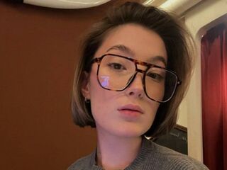 adult web cam chat SheilaSweezer