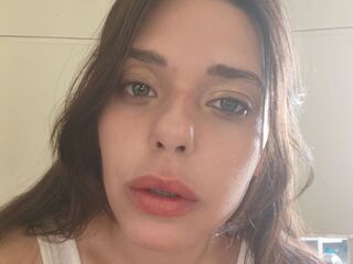 naughty cam girl fingering shaved pussy SofiaLacau