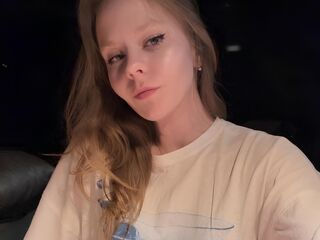cam girl spreading pussy SophiePeachy