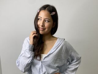 beautiful girl SuzannHedtke
