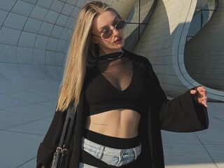 camgirl video chat SuzieGlimp