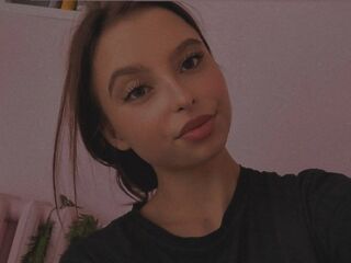 cam girl masturbating with dildo SweetOlivia