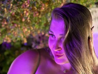 camslut TarahZullo