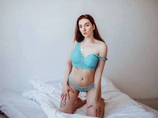 cam girl masturbating with sextoy UnaShadow