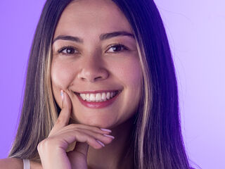 fingering ValentinaForest