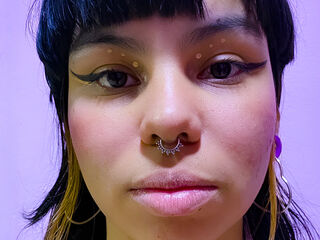 naughty camgirl masturbating with dildo VanesaJonss