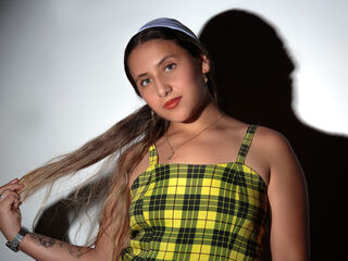 cam girl showing tits VegaLila