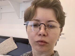 shower live cam VelvetVenom