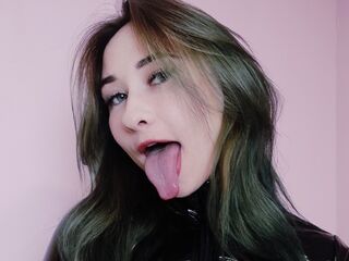 naked camgirl fingering pussy VikaCheers