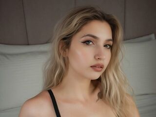 nude cam VikyMorgan