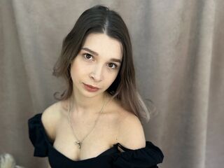 naked cam girl masturbating with sextoy WandaHearing
