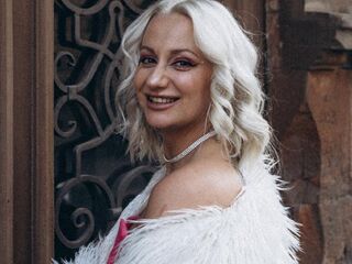 bedroom live cam WilsonAvery